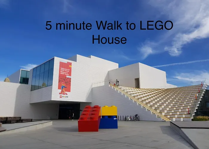 5 Minute Walk To Lego House - 2 Bedrooms 80M2 Apartment With Garden