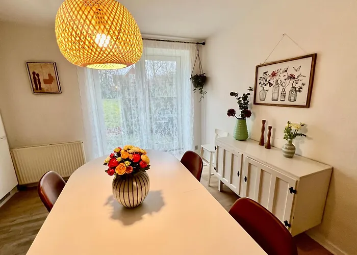 5 Minute Walk To Lego House - 2 Bedrooms 80M2 Apartment With Garden